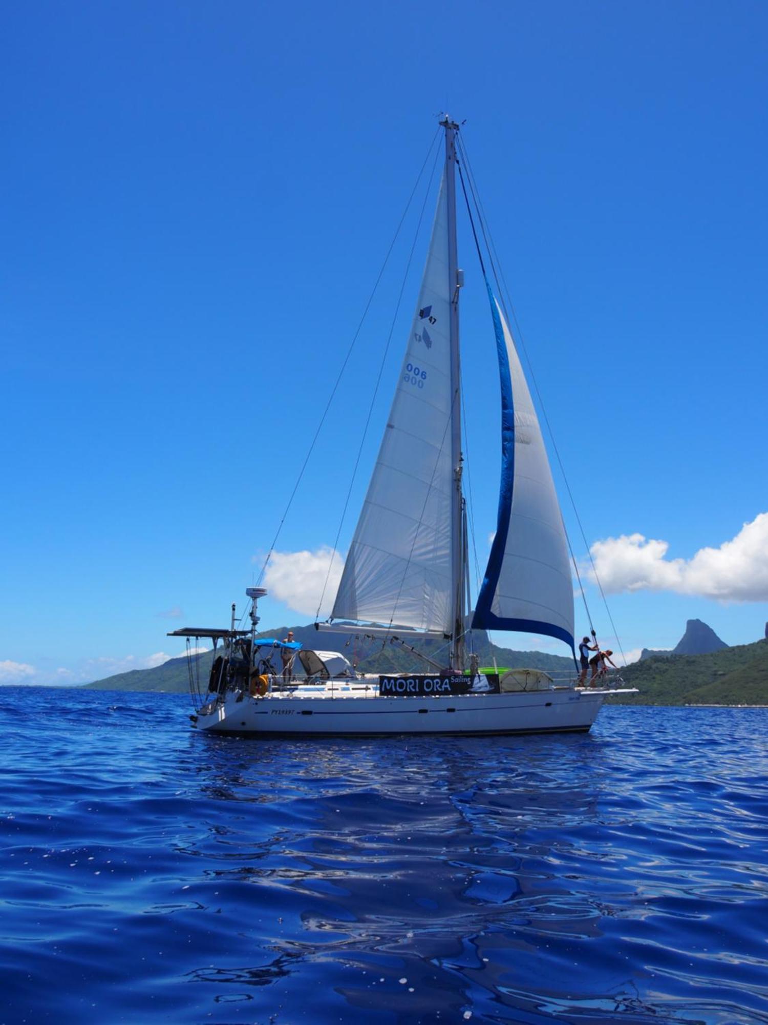 Séjour insolite voilier Mori Ora Moorea Exterior foto