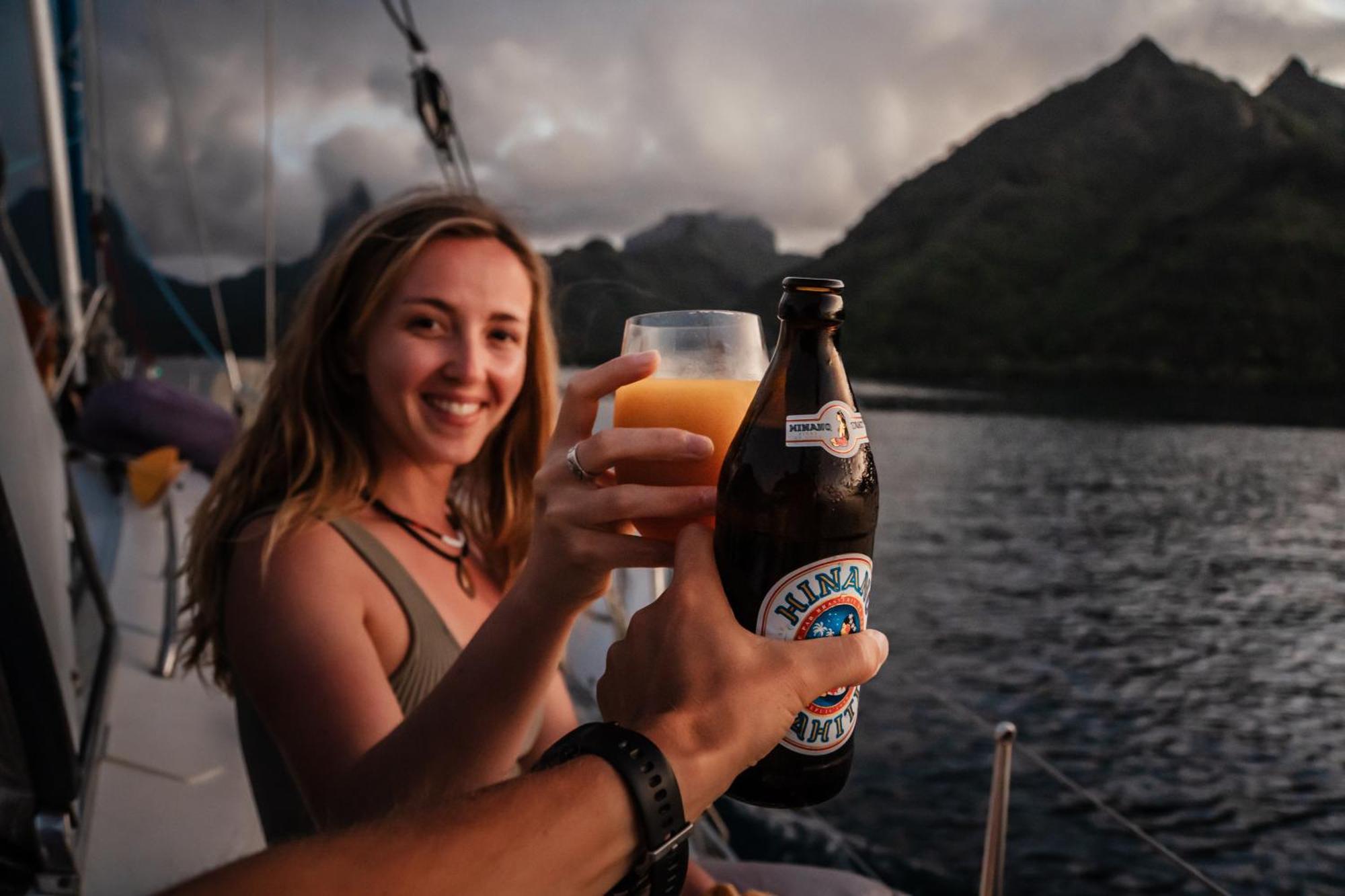 Séjour insolite voilier Mori Ora Moorea Exterior foto